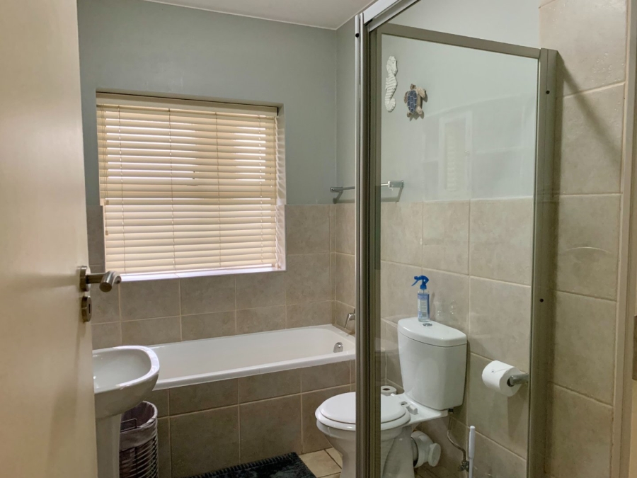 To Let 2 Bedroom Property for Rent in Diaz Beach Western Cape